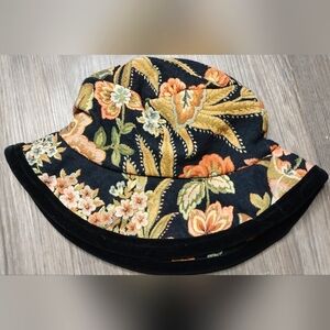 Vintage Rare Jill Van Dyke Bucket Hat